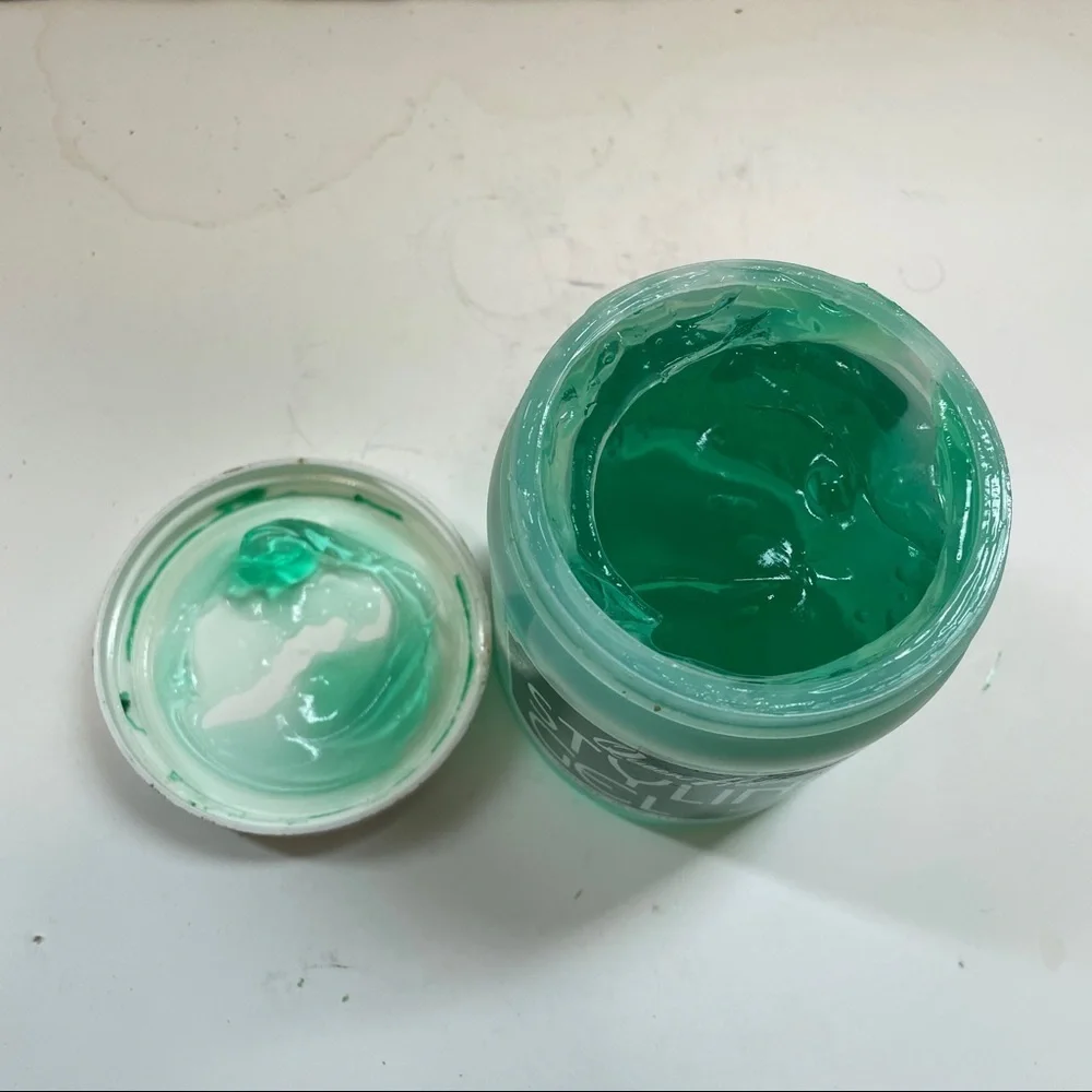 Queen Helena Styling Gel Normal 16 OZ HTF